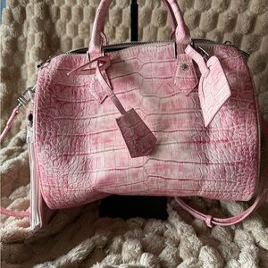 Elegant Pink Crocodile-Embossed Satchel